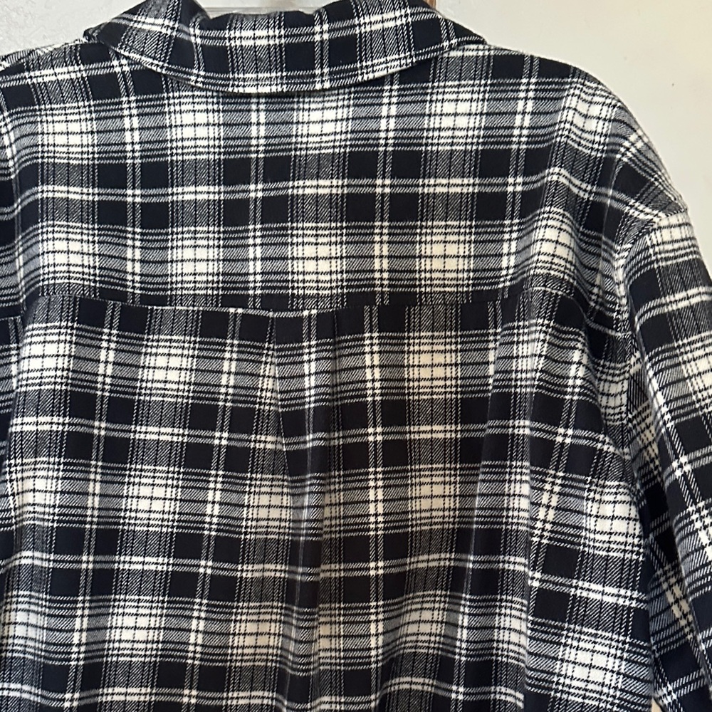 Nuuds Black and White Plaid flannel Button-Up Shirt size M - Picture 6 of 6